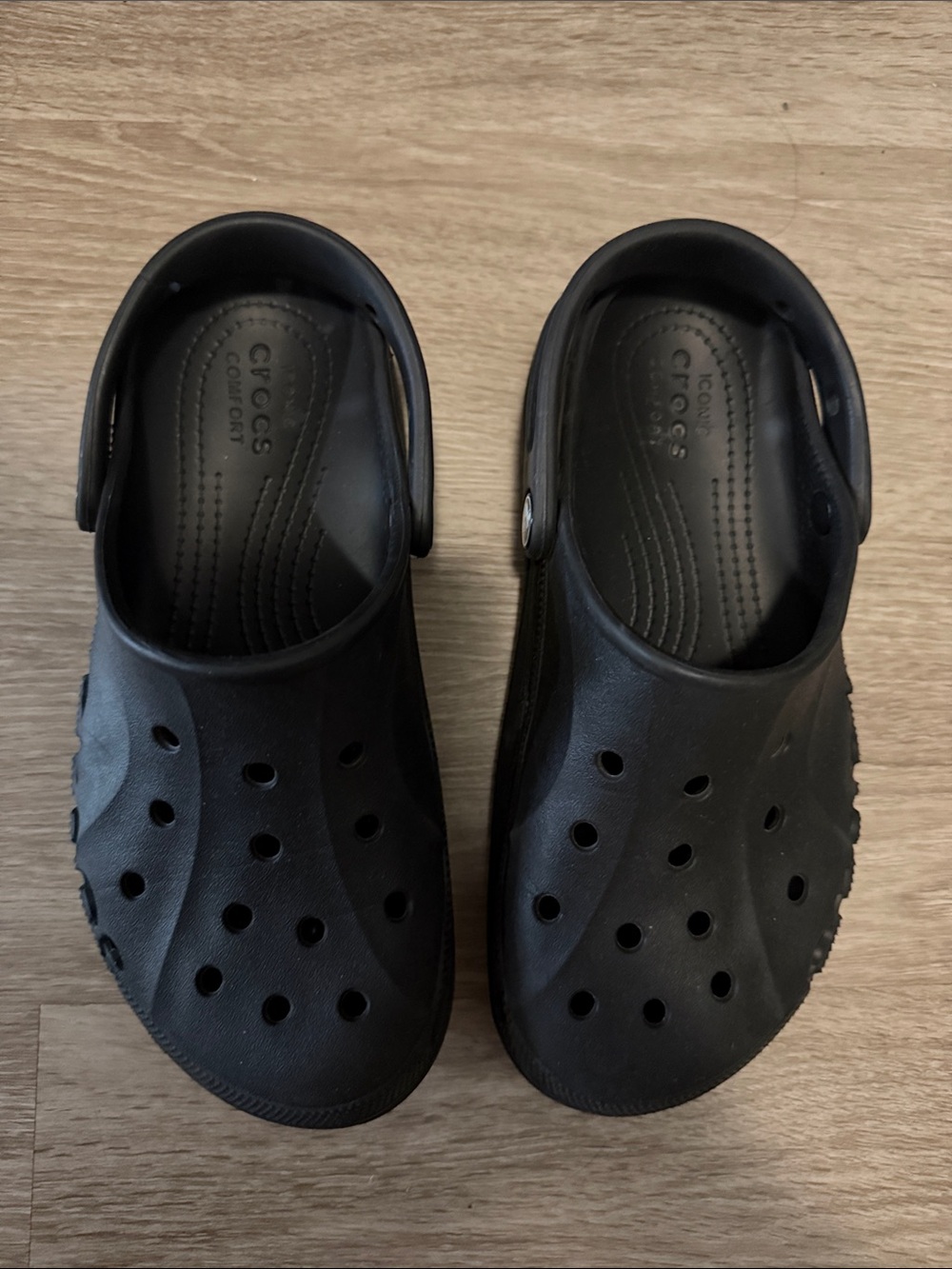 CROCS Kids Classic Clogs in Black